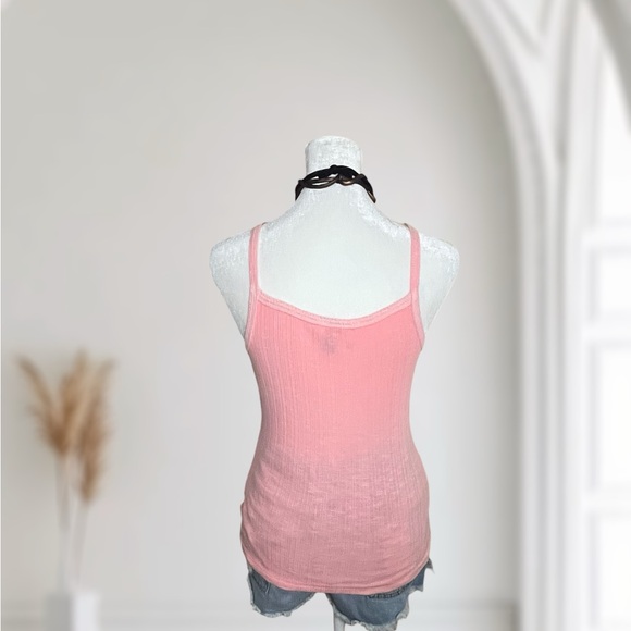 Universal Thread Pink Ribbed V-Neck Tank Top Medium - Picture 4 of 9